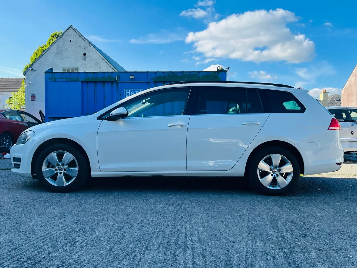 VW Golf 2014 - 1.2TSI ESTATE - Image 4