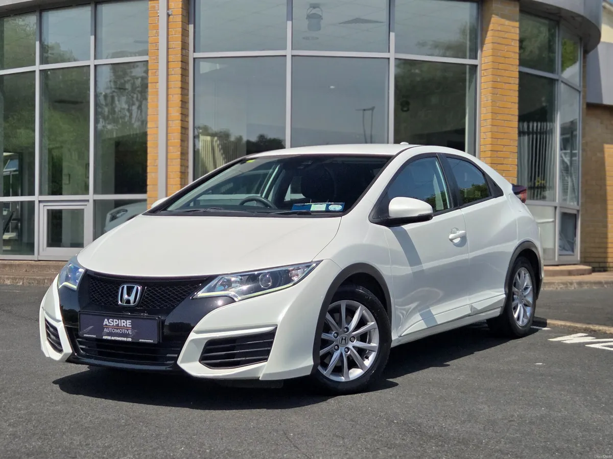 **LOW KMs** Honda Civic Diesel - Image 1