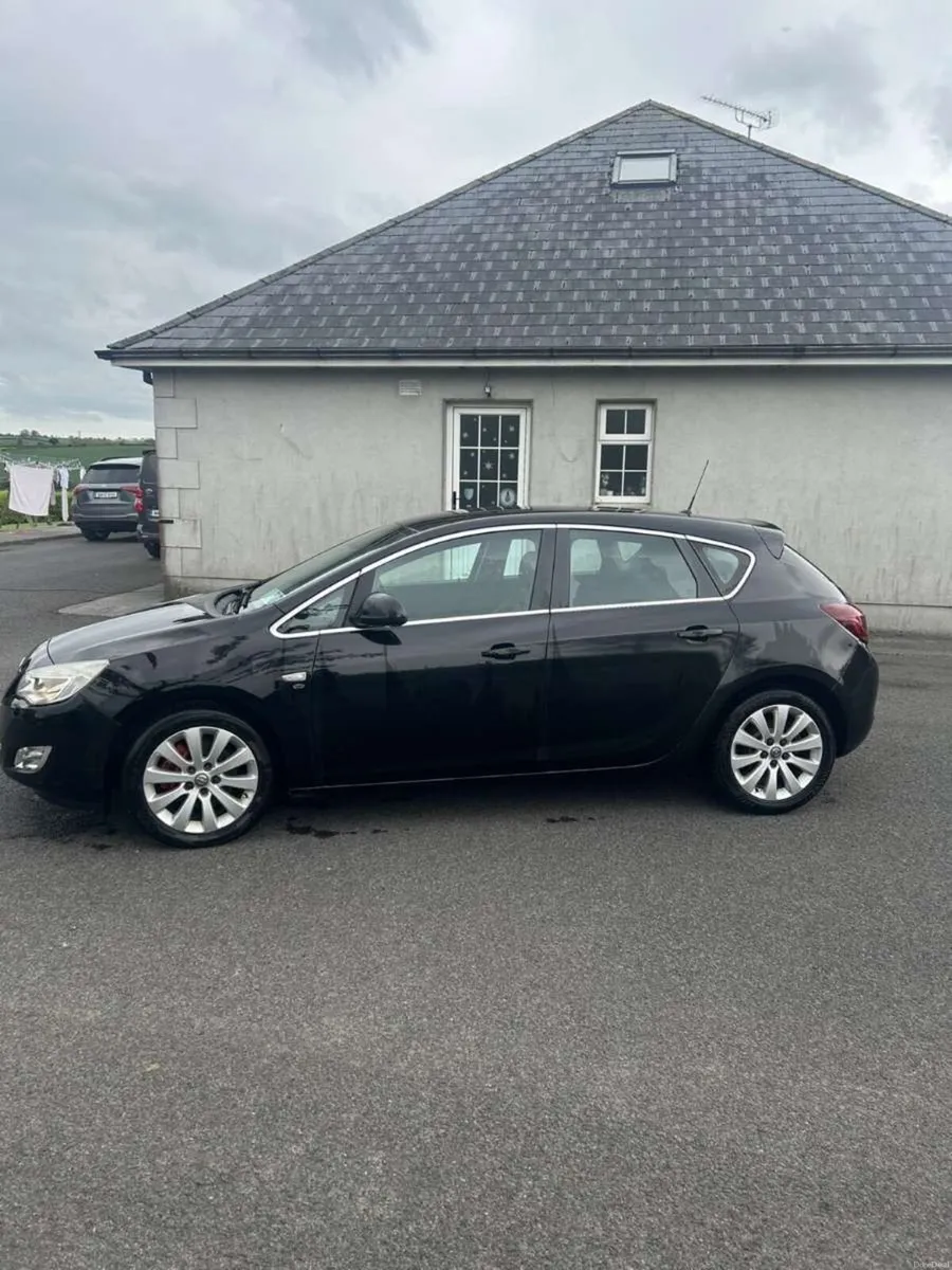 Opel Astra - Image 2