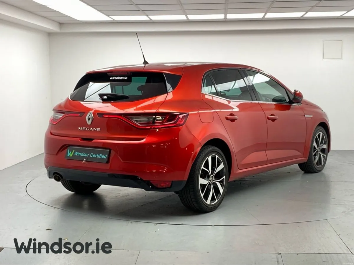 Renault Megane 1.3TCe 140 GPF ICONIC - Image 3