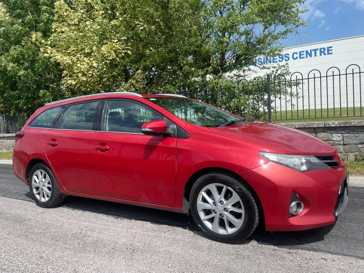 Toyota Auris Estate | Huge History | NCT 06/27 - Image 4