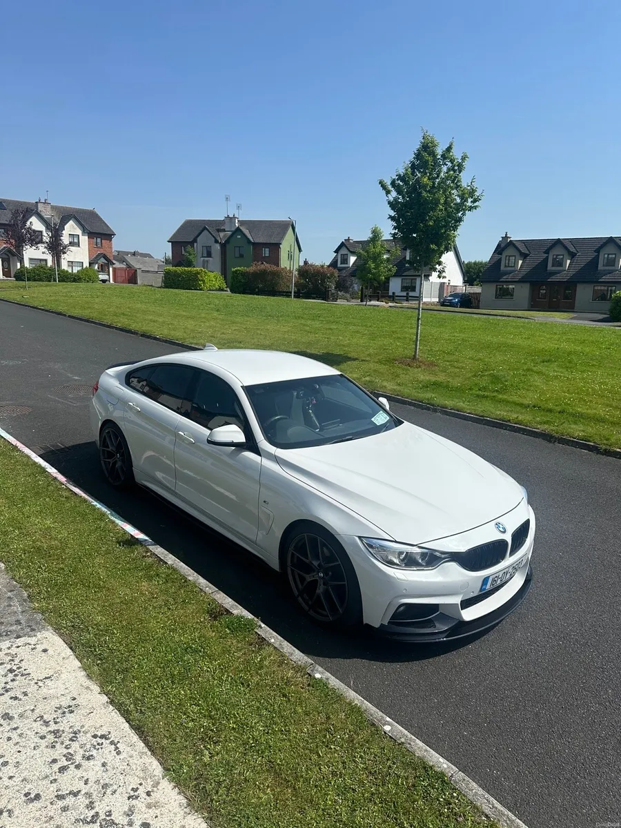 BMW 4-Series M SPORT Gran coupe Manuel - Image 2