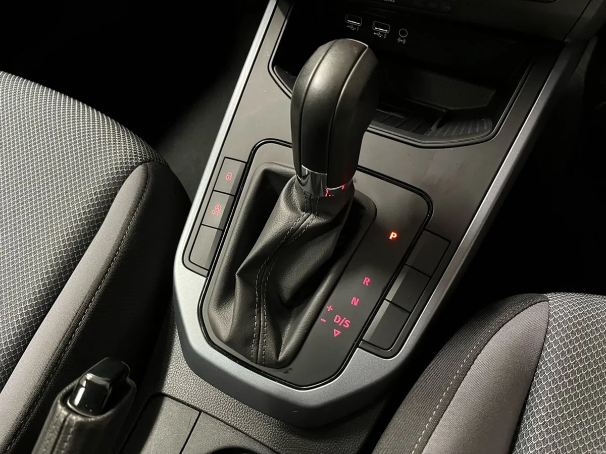 SEAT Arona SE Plus DSG 1.0TSI 115BHP - Parking Sen - Image 4