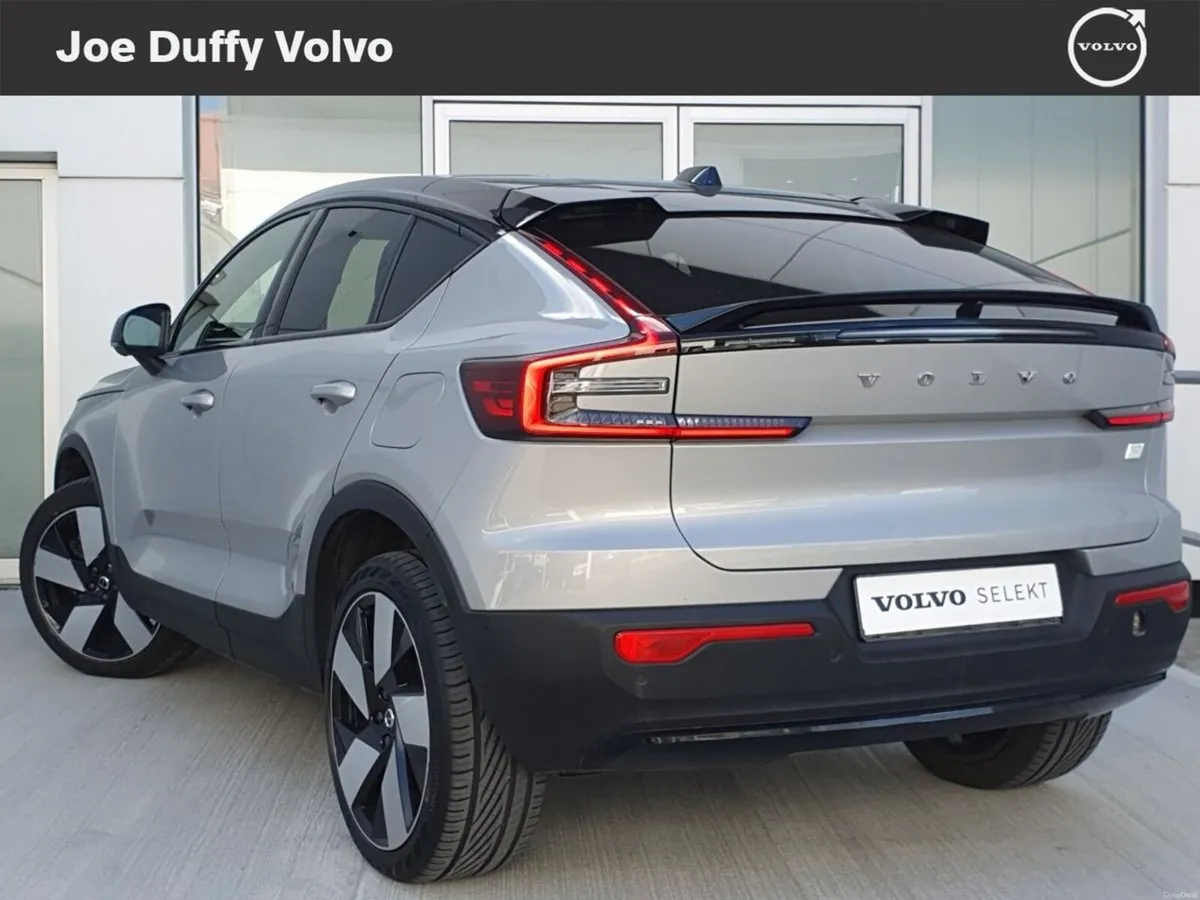 Volvo C40 Recharge BEV 231hp Ultimate - Image 3