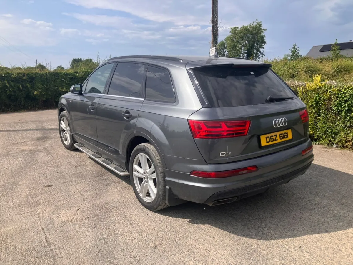 2016 Audi Q7 S-Line  **Online Auction** - Image 4