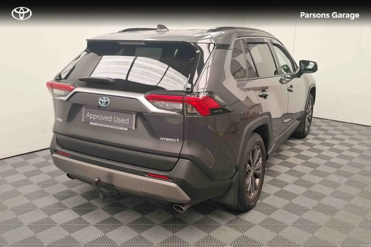Toyota RAV4 SOL 2.5 HYBRID - Image 2