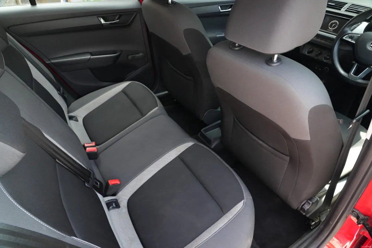 2016 Skoda Fabia 1.2 TSI Petrol Manual Estate - Image 4