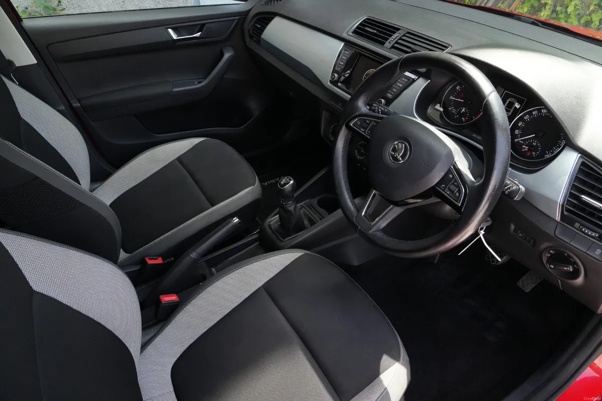 2016 Skoda Fabia 1.2 TSI Petrol Manual Estate - Image 2