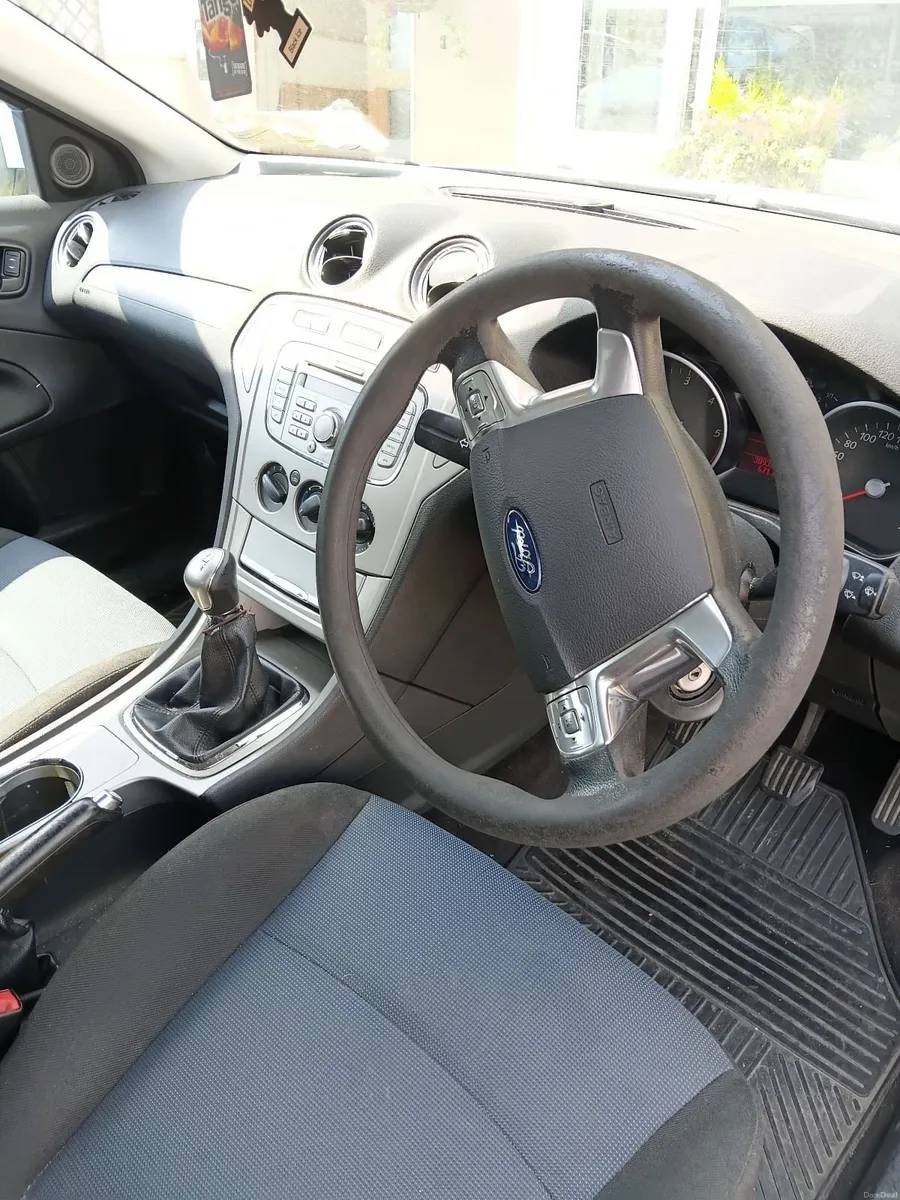 Ford Mondeo 2010 - Image 2