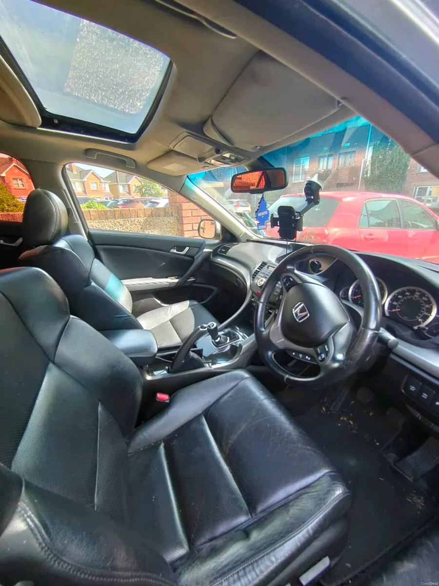 Honda Accord - Image 4