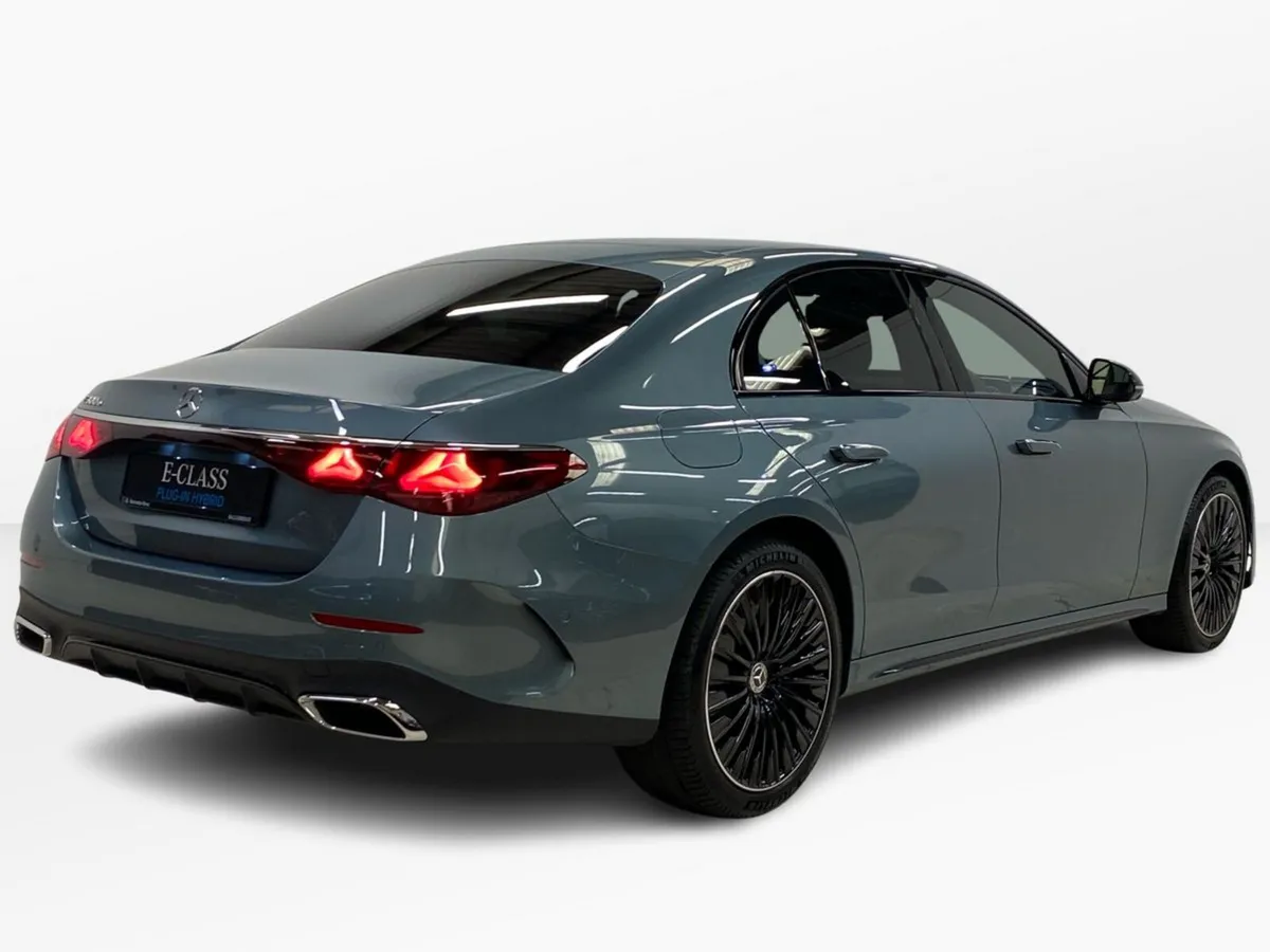 Mercedes-Benz E-Class E 300 e EQ Hybrid Technology - Image 3