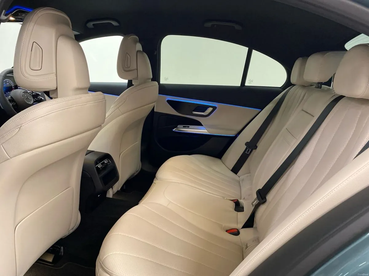 Mercedes-Benz E-Class E 300 e EQ Hybrid Technology - Image 4