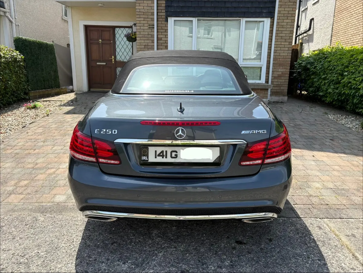Mercedes-Benz E-Class Convertible 2014 - Image 6