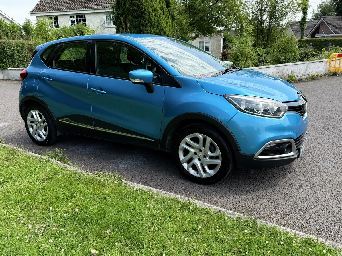 Renault Captur INTENSE NCT and TAX - Image 2