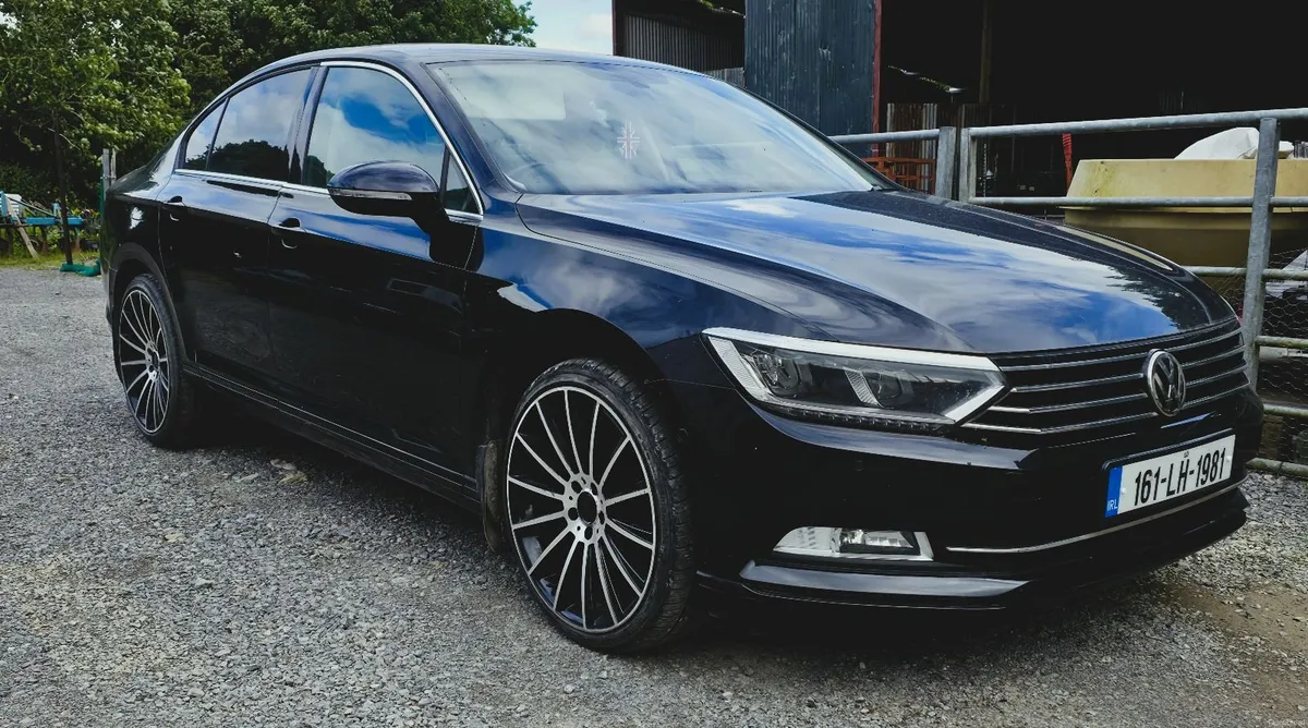 Volkswagen Passat 2016 - Image 4