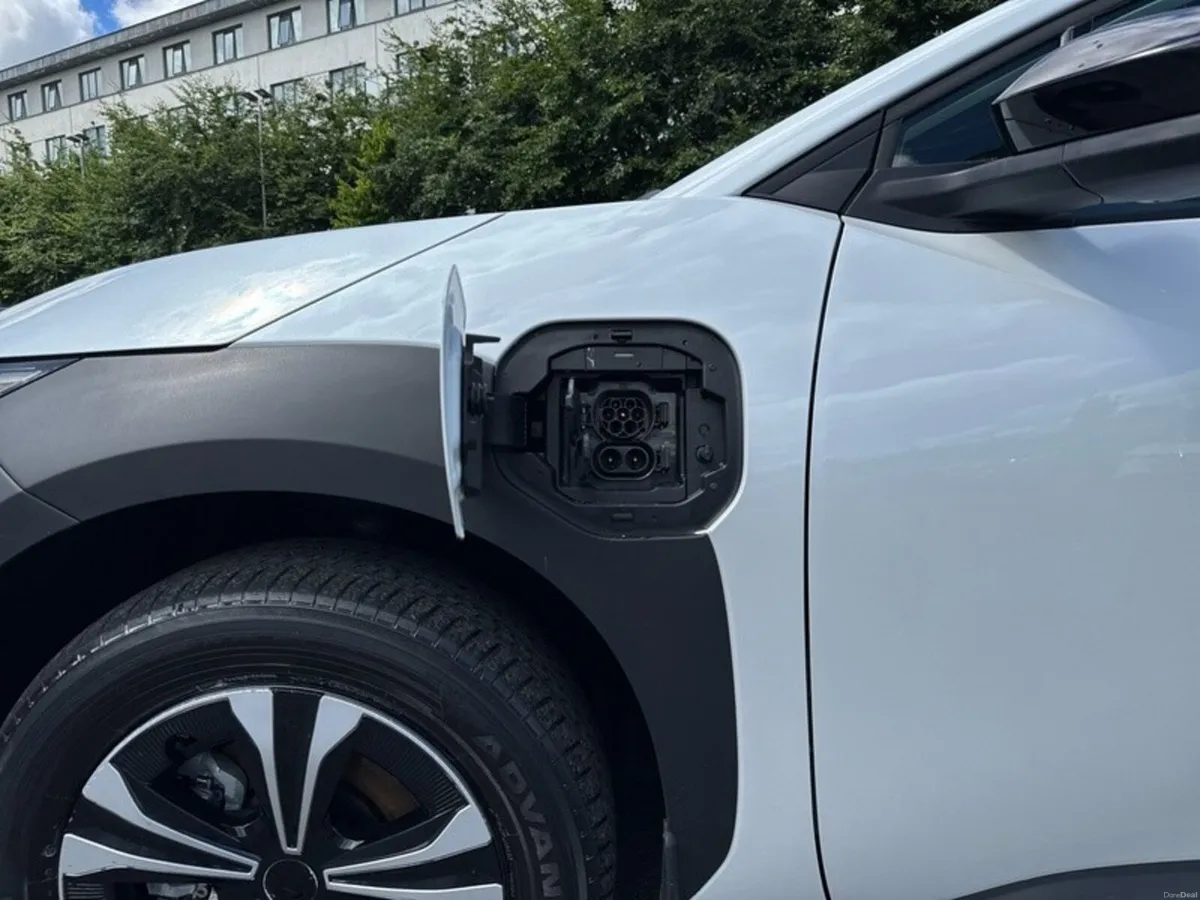 Toyota bZ4X BZ4X SPORT EV - Image 6