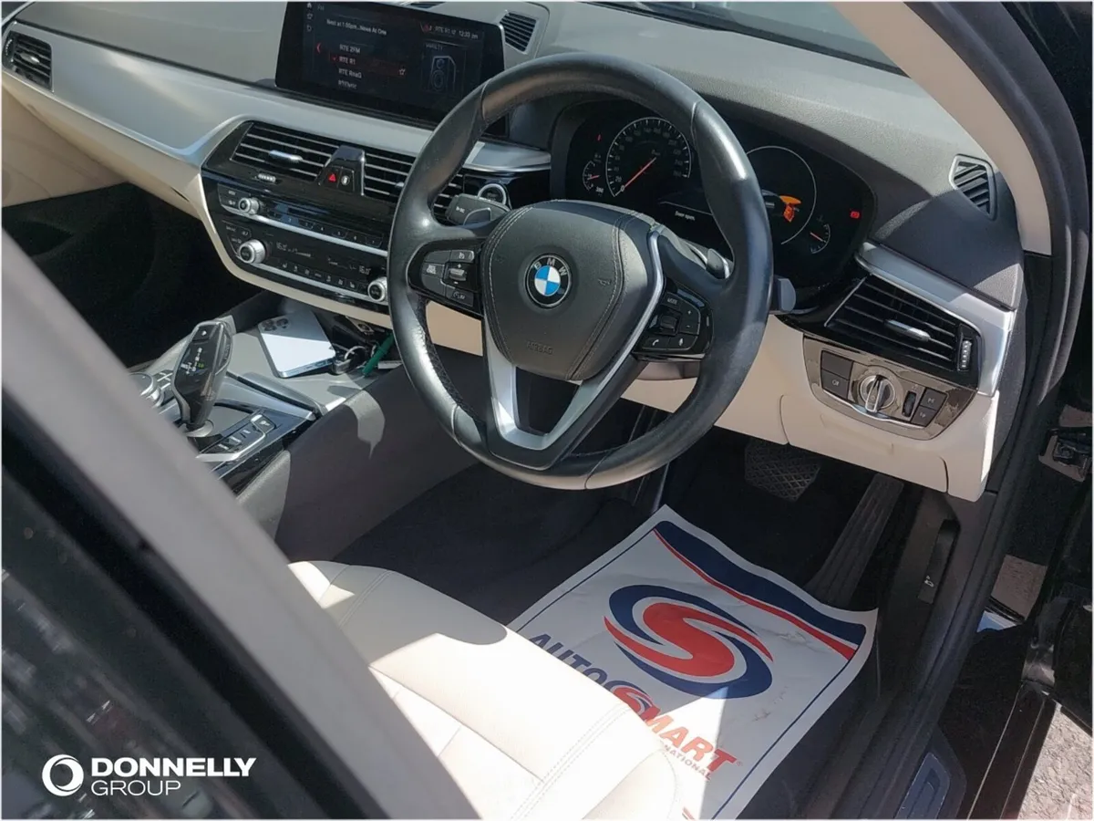 BMW 5 Series Diesel Saloon SE - Image 4