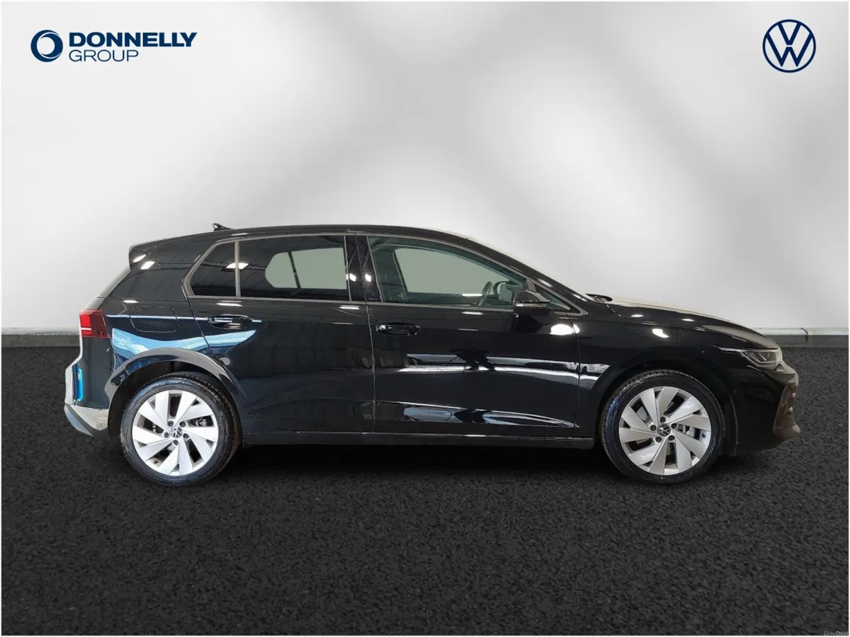 Volkswagen Golf Hatchback Match - Image 4