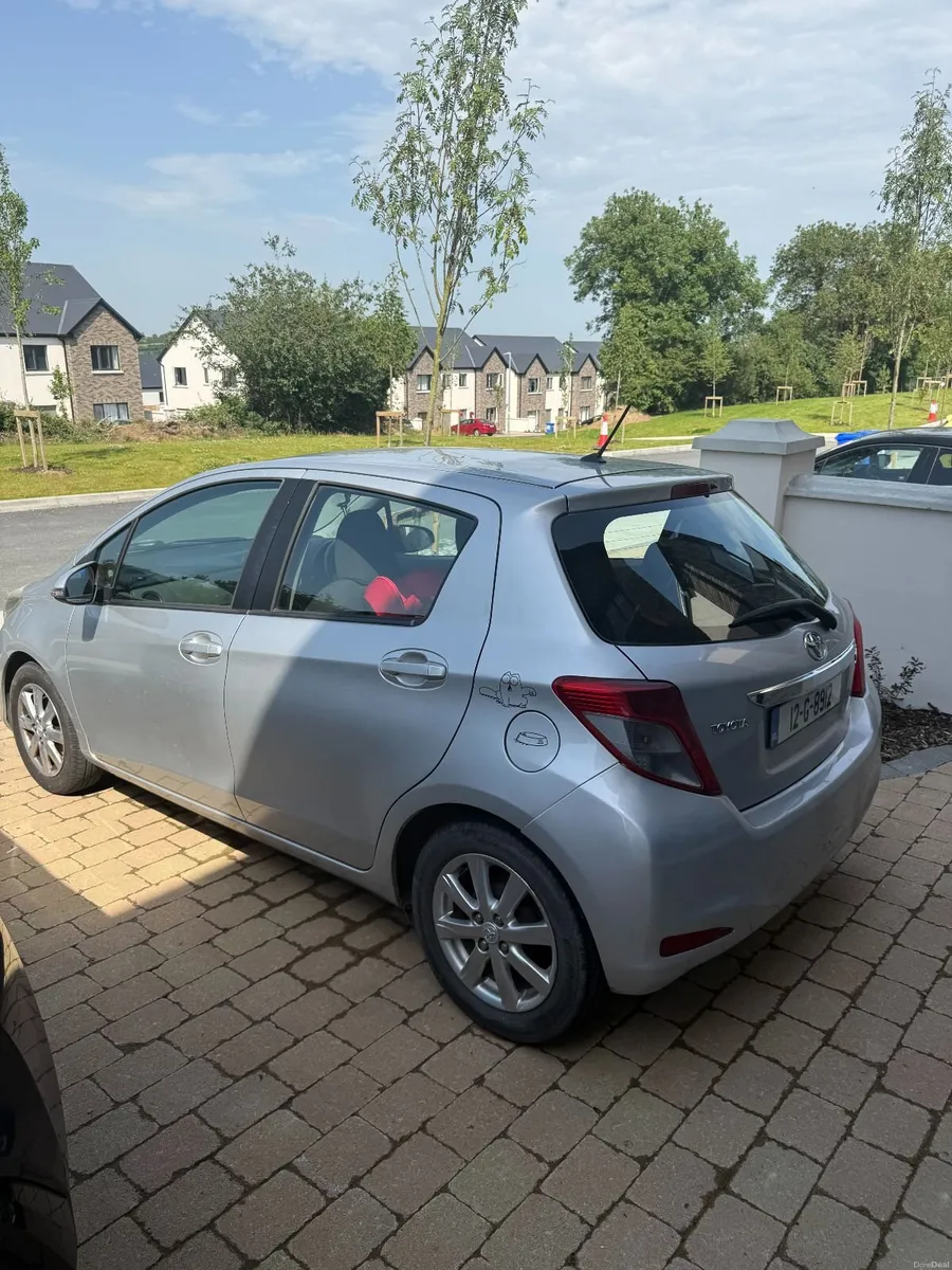 Toyota Yaris 2012 - Image 1
