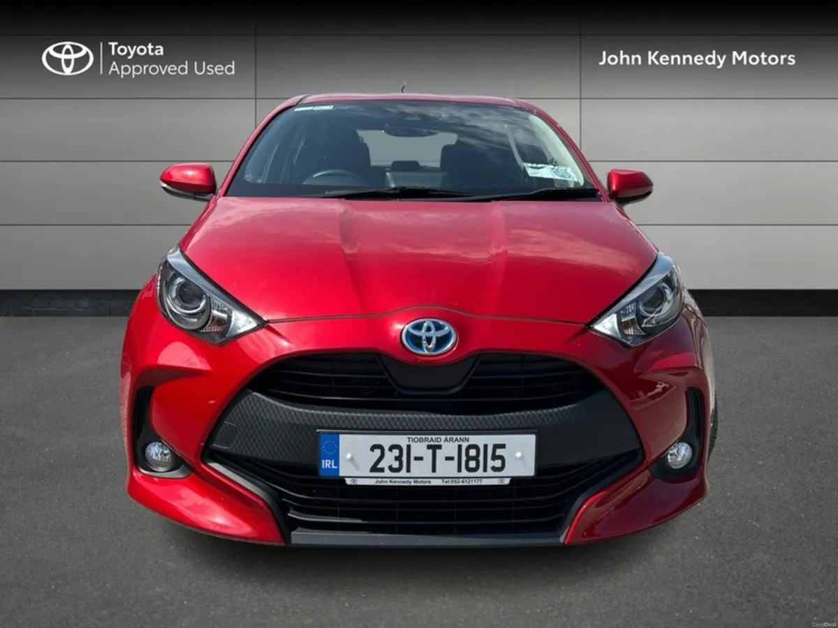 Toyota Yaris 1.5 HYBRID LUNA - Image 5