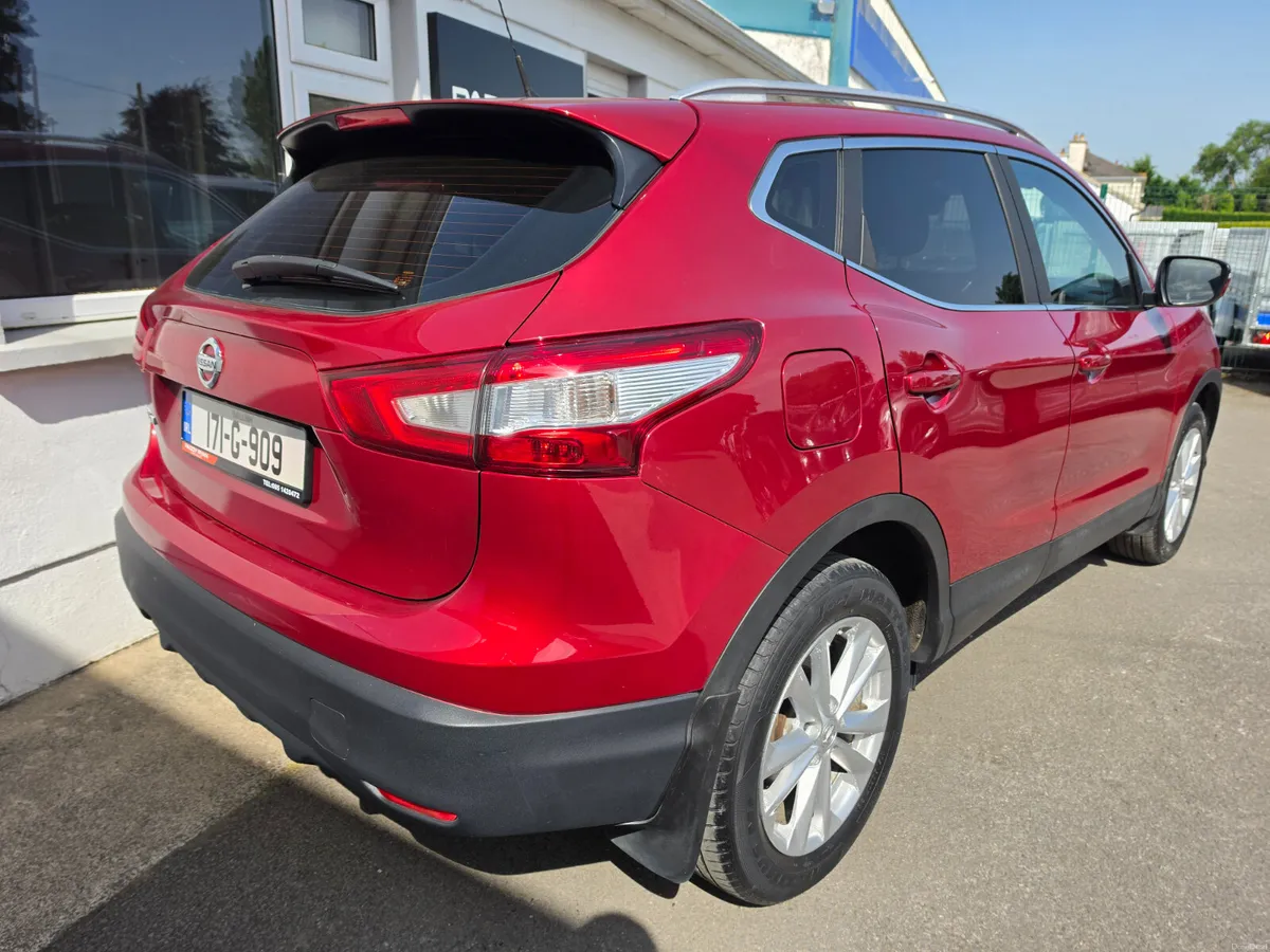 2017 Nissan Qashqai 1.5Dci SV Manual - Image 3
