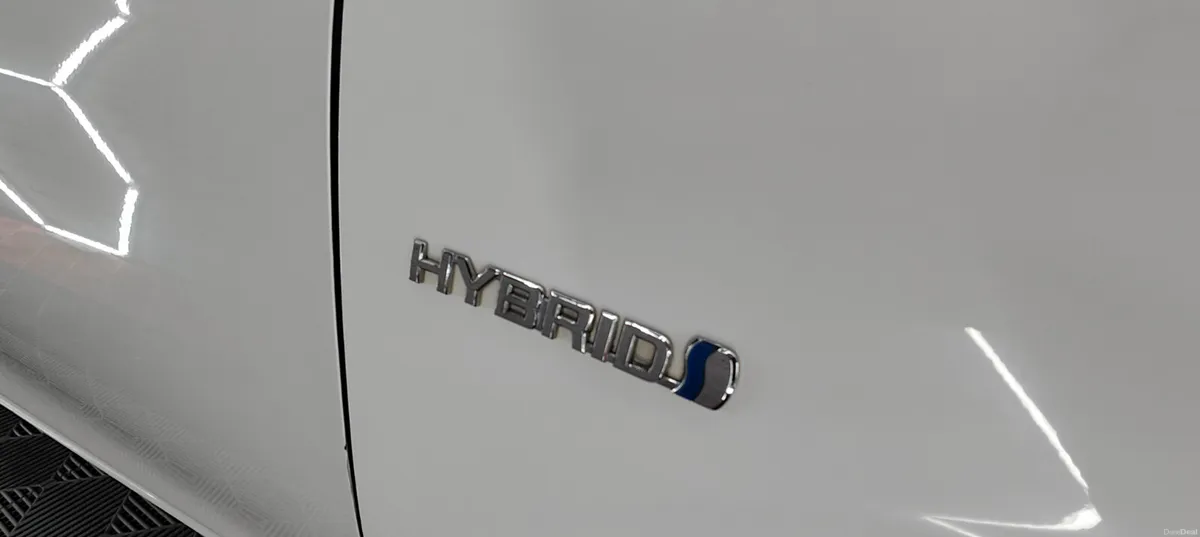 152 Toyota Aqua- 1.5 Petrol Hybrid Self Charging - Image 4