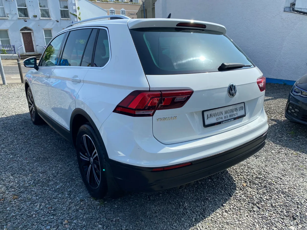 Dec 2018 Volkswagen Tiguan 2.0 TDi 150 SE Nav - Image 3