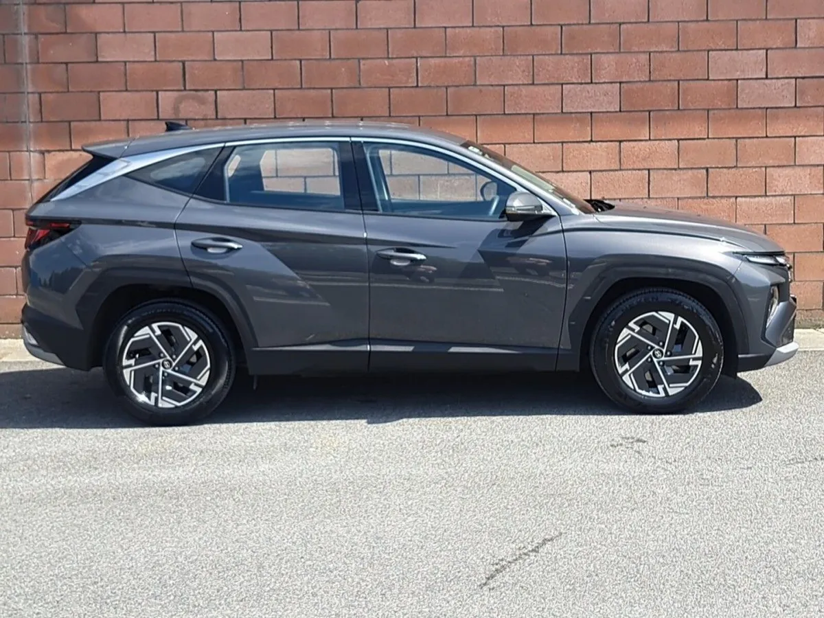 Hyundai Tucson Comfort Plus Model 1.6 Diesel. €2,0 - Image 4