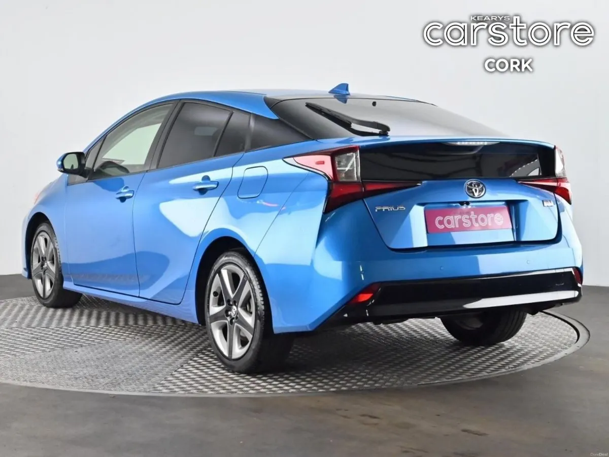 Toyota Prius 1.8 Hybrid Auto - Image 3