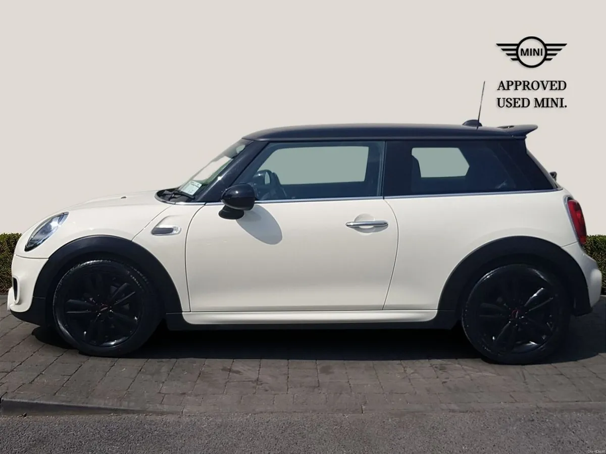 Mini Cooper Cooper Exclusive - Image 3