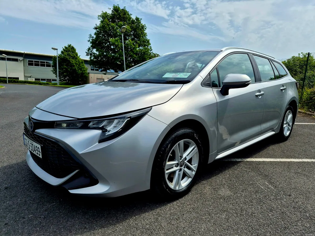 2022 TOYOTA COROLLA LUNA HYBRID - Image 3