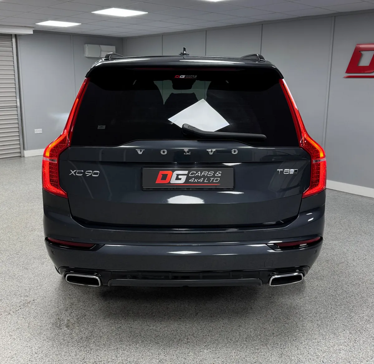 2020 Volvo XC90 2.0 R Design Pro Auto 7 Seater - Image 6