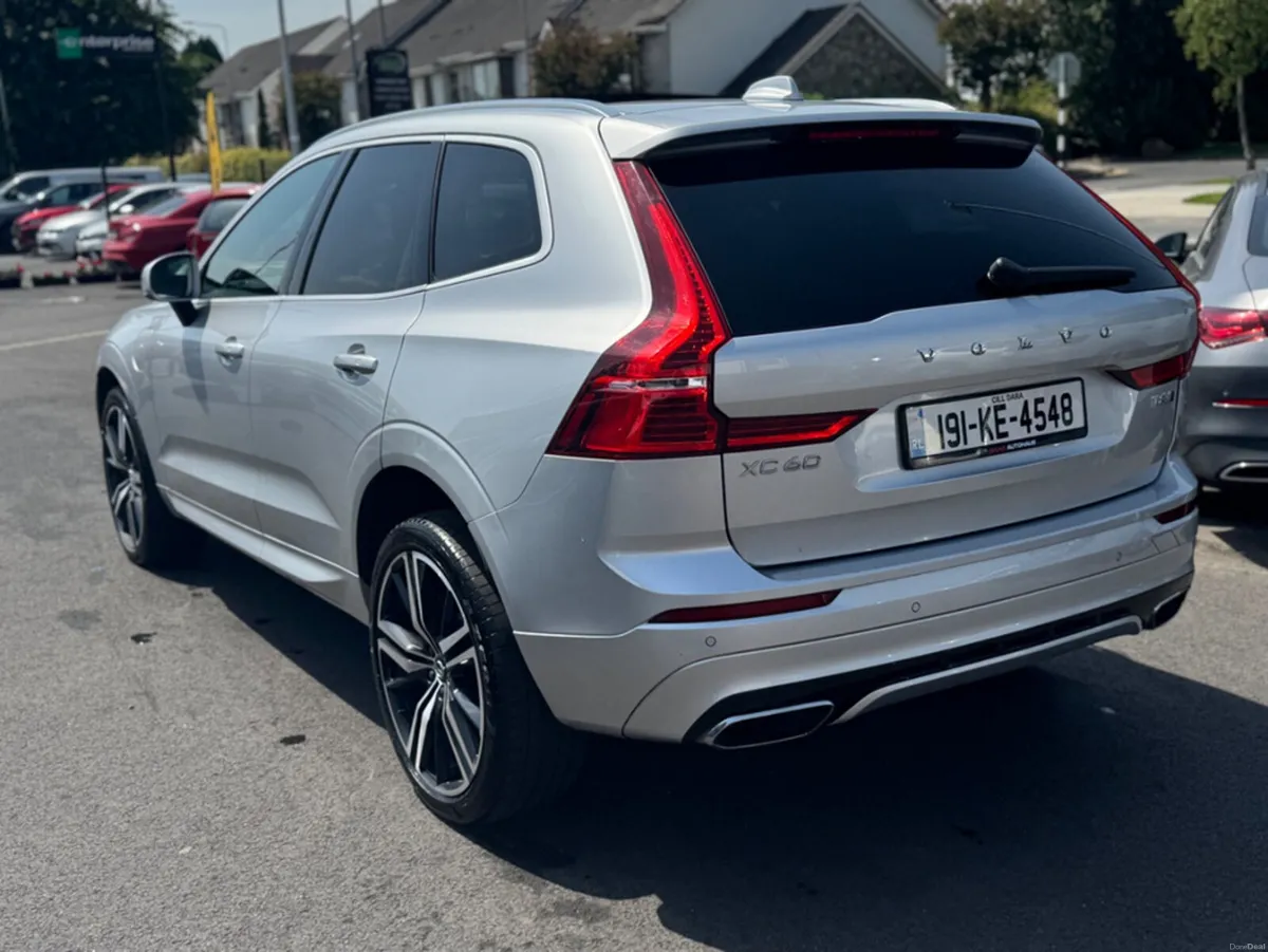 Volvo XC60 2.0 T8 R-DESIGN PRO AWD 303PS AUTO 5DR - Image 5