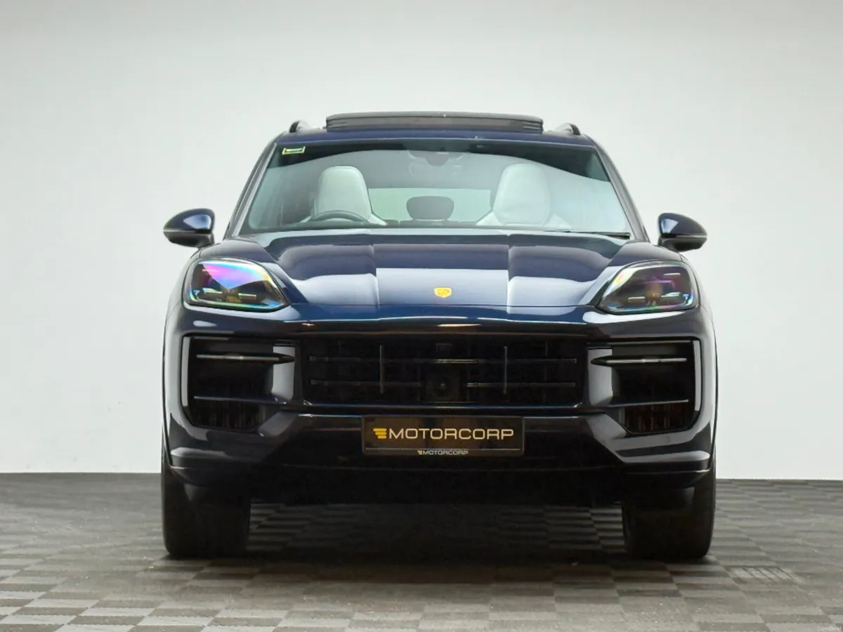 Porsche Cayenne CAYENNE 3.0 E-HYBRID 470HP *HUGE S - Image 2