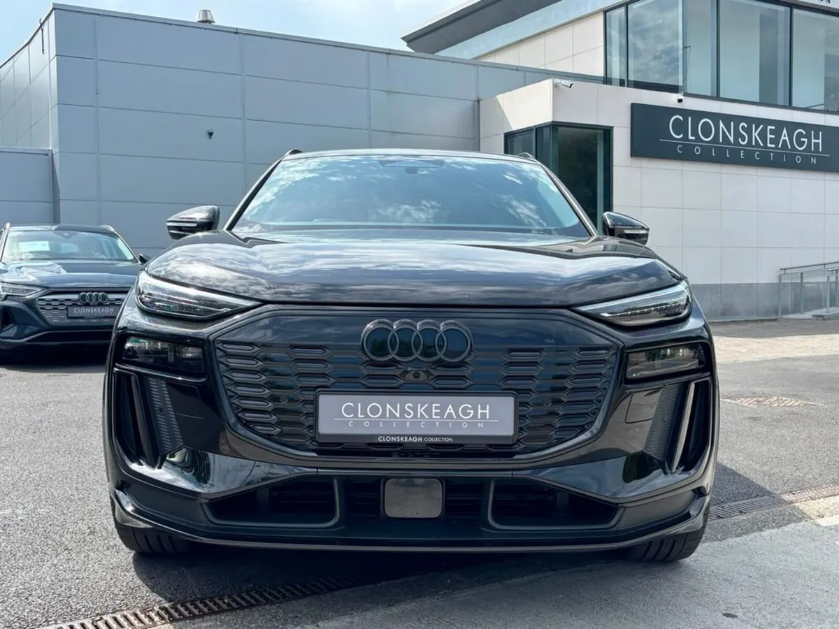 Audi Q6 e-tron PERFORMANCE EDITION 1 - Image 3
