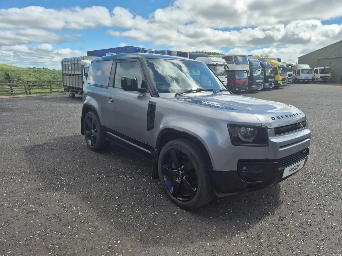 2023 Land Rover Defender 90 3.0L X Dynamic HSE - Image 1