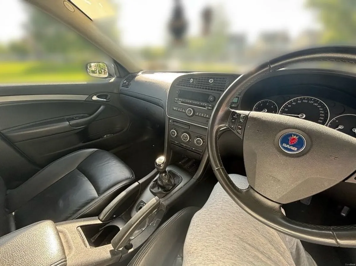 2009 Saab 9-3 - Image 3