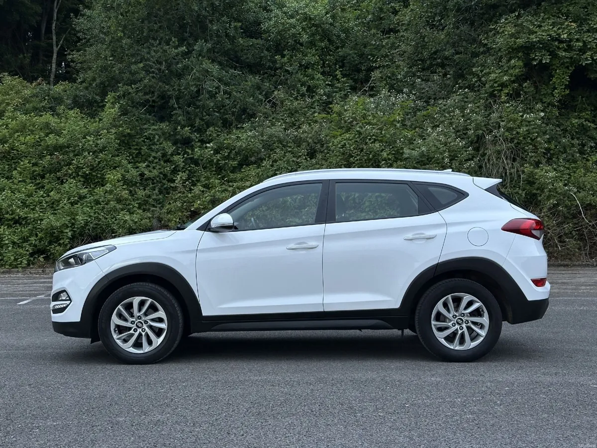 172 Hyundai Tucson SE Nav |Auto |98k km |NCT 11/27 - Image 4