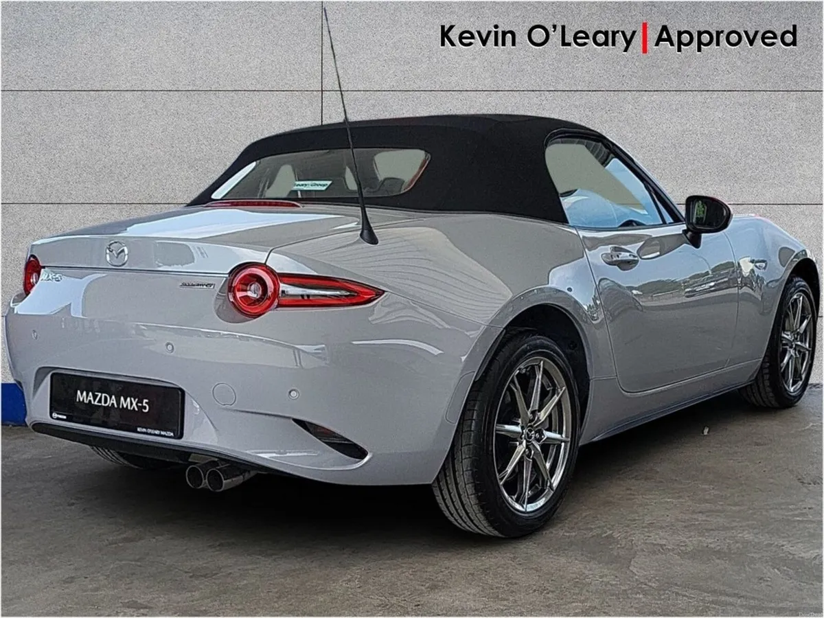 Mazda MX-5 EXCLUSIVE LINE 1.5 ST - Image 3