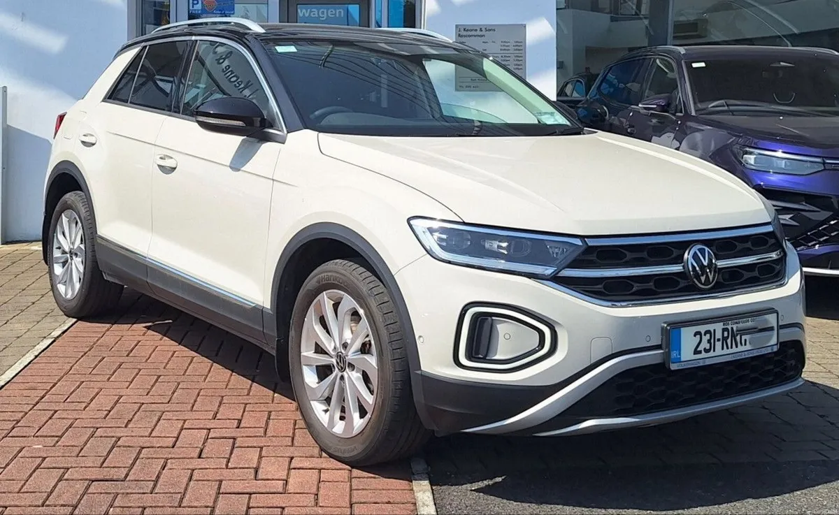 Volkswagen T-Roc Style 1.0 TSI 110HP **REAR VIEW C - Image 1