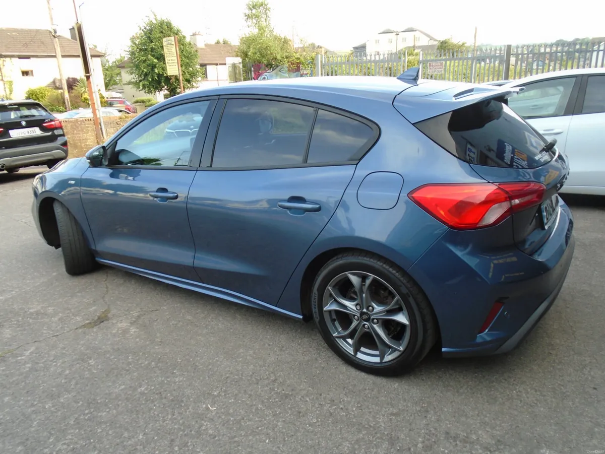 Ford Focus 2020 ST LINE MANUAL - Image 4