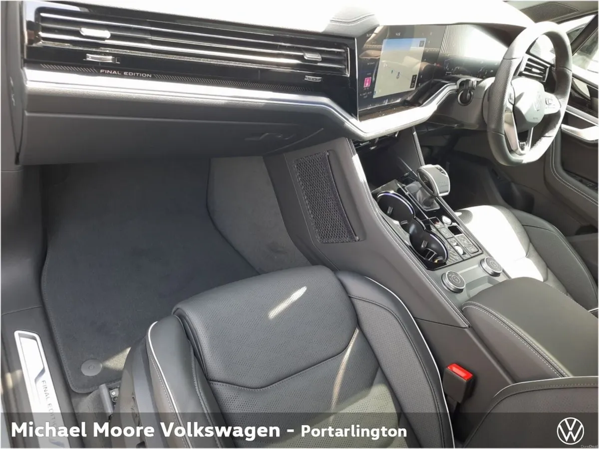 Volkswagen Touareg R-LINE FINAL ED. CV 3.0TDI 231H - Image 4