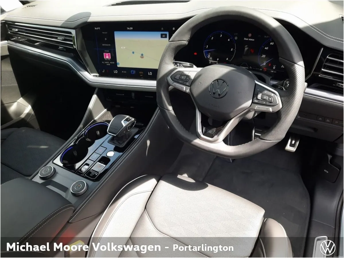 Volkswagen Touareg R-LINE FINAL ED. CV 3.0TDI 231H - Image 2