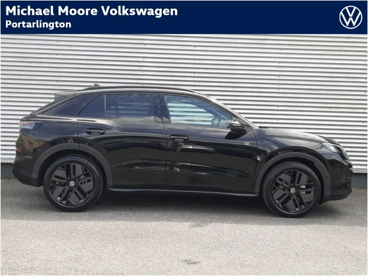 Volkswagen T-Roc R-LINE 1.5TSI 150HP MHEV - Image 6
