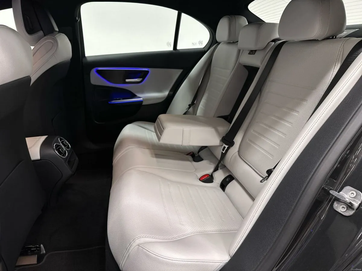 Mercedes-Benz C-Class C300 e AMG Line Premium PHEV - Image 4