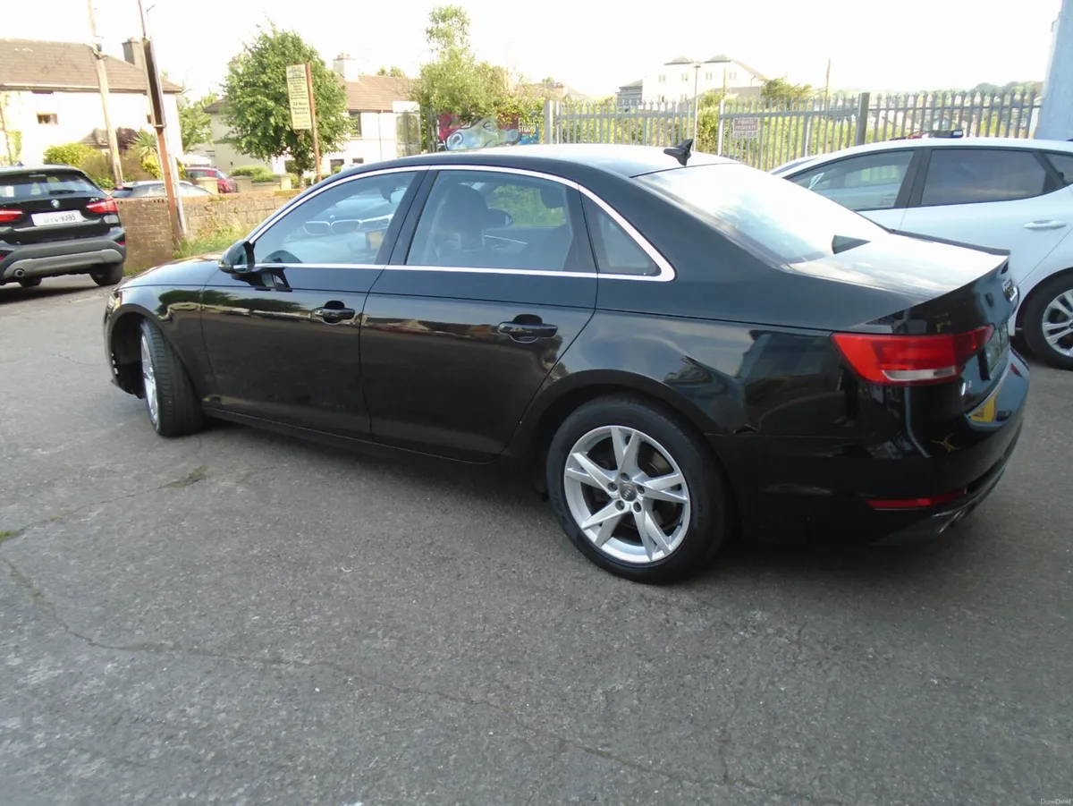 Audi A4 2017 - Image 4