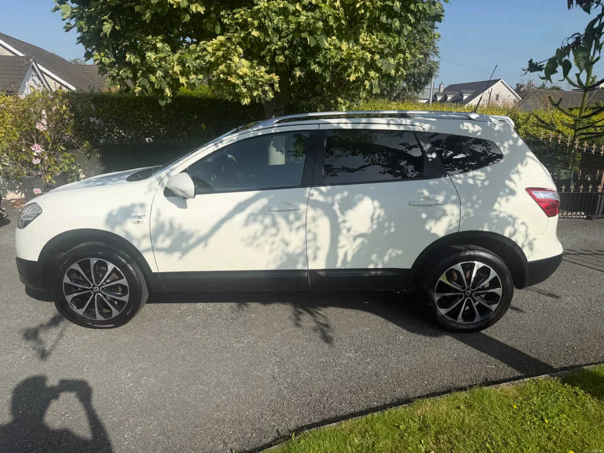 2012 Nissan Qashqai+2 (7 seat Jeep) low kilometre - Image 2