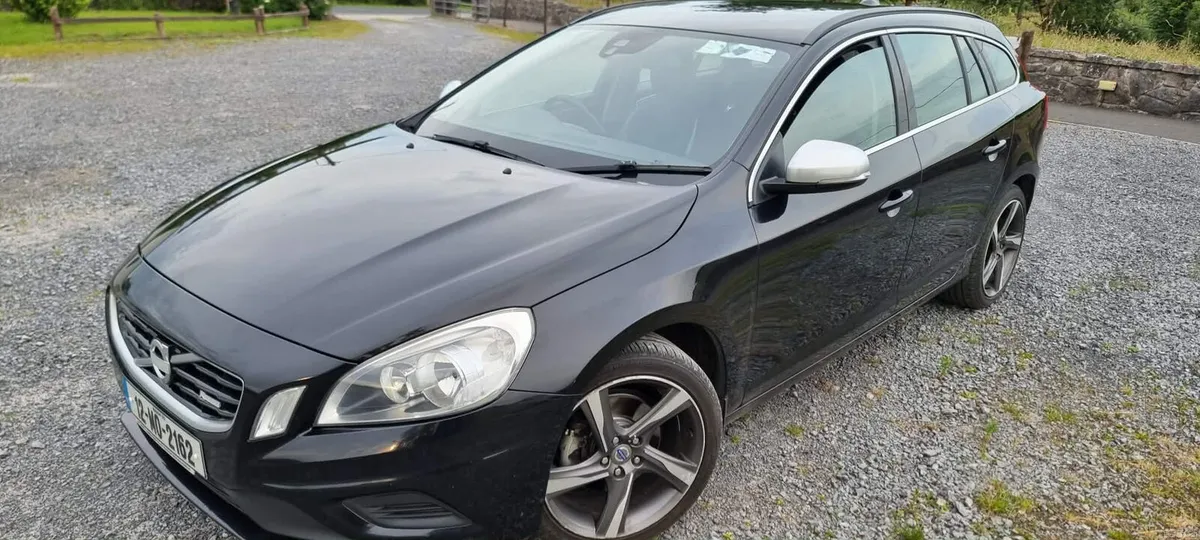 Volvo V60 2.0D 2012, new nct, €2850 - Image 2