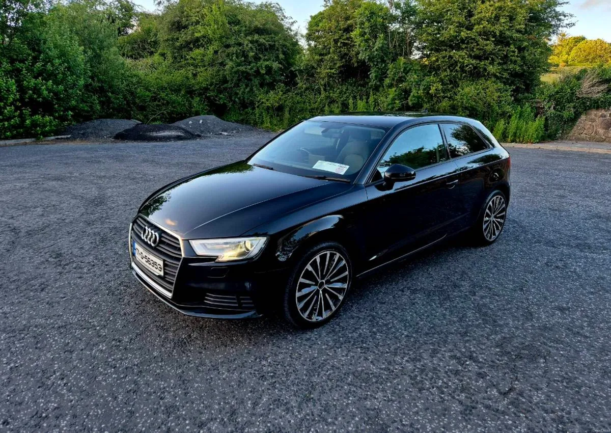 2017 AUDI A3 - Image 4