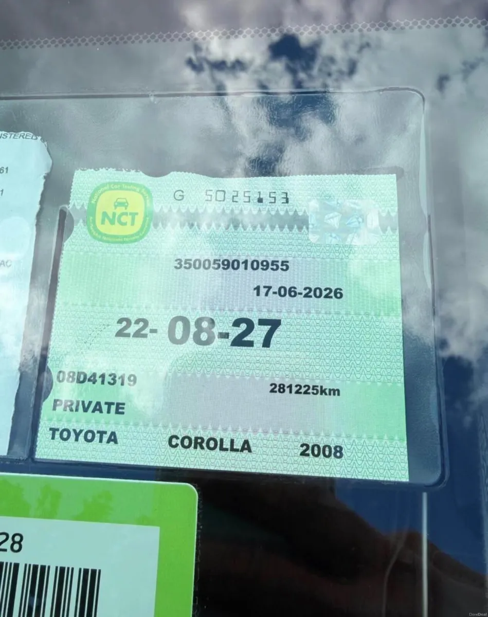 Toyota Corolla 2008 - Image 2